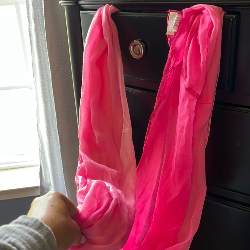 Charming Charlie pink ombré Infiniti scarf